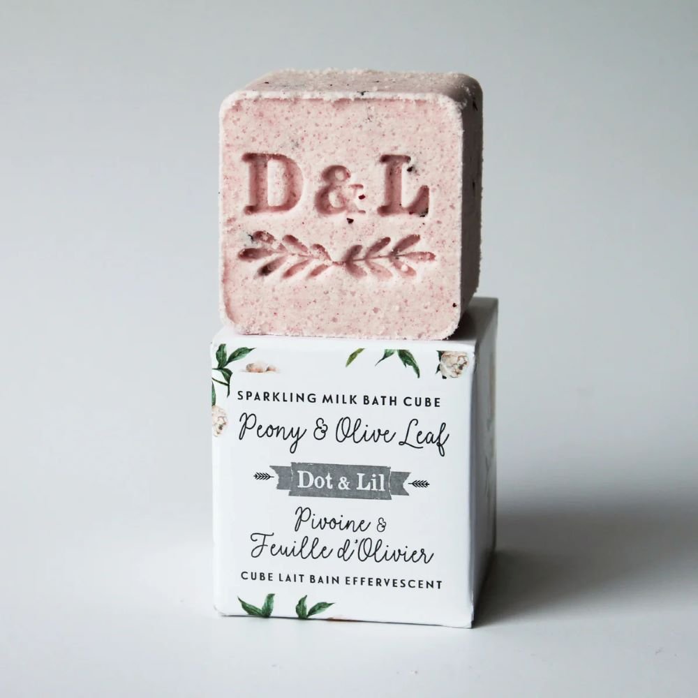 sparkling milk bath cube