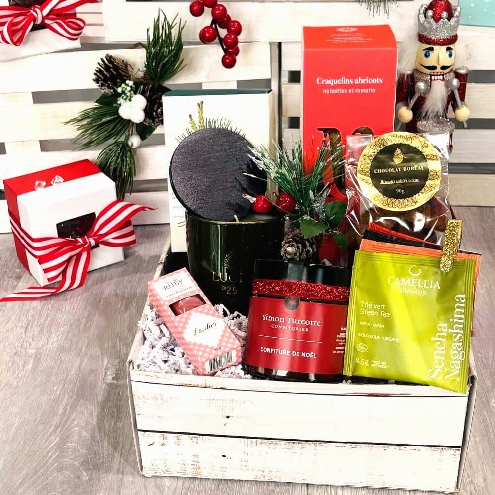 coffret cadeau pour Noël avec chocolat,  bougie de Noël , thés et biscuits Boréal - Dolce Cadeaux