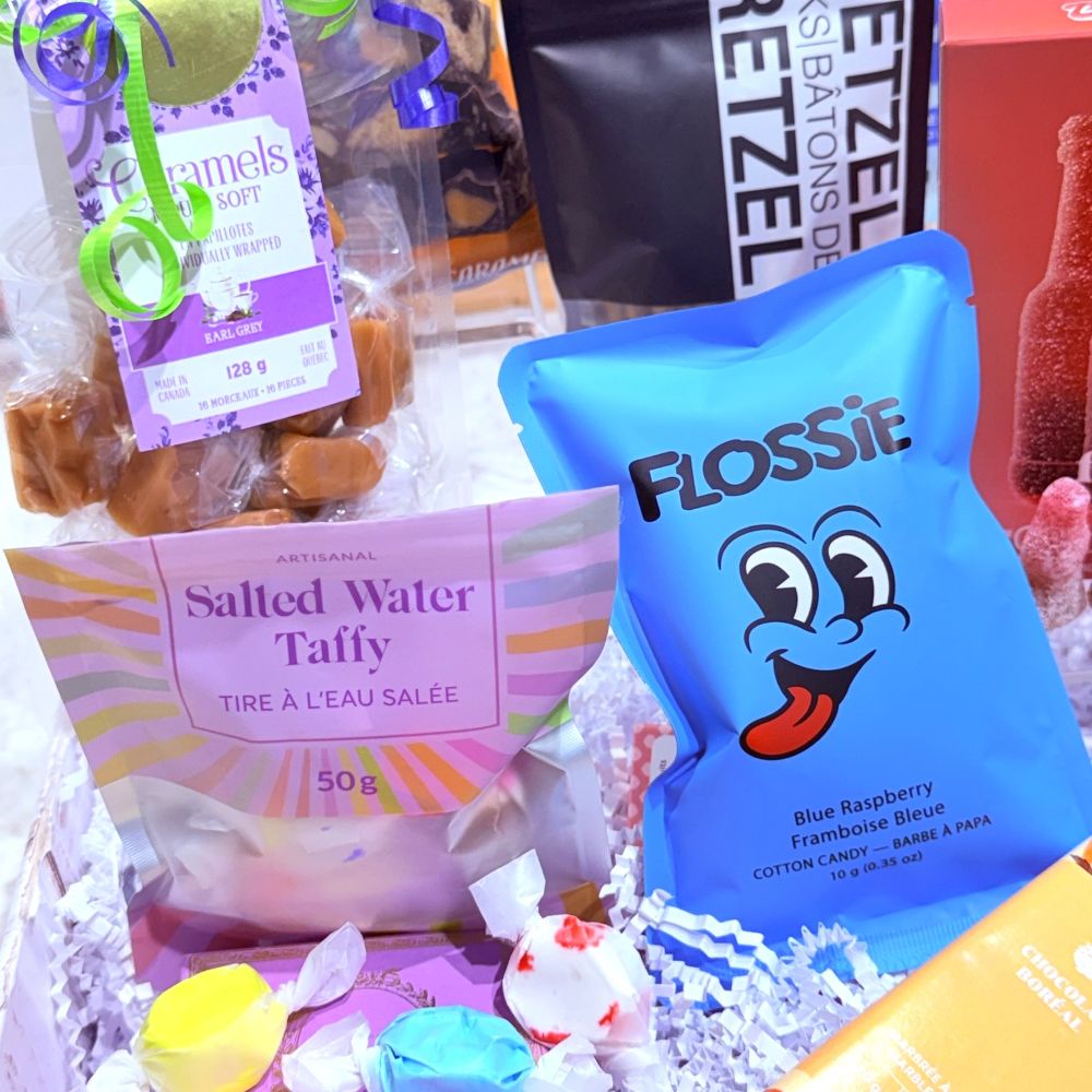 cadeau sucré-salé avec caramels, taffy, barbe a papa, bretzels et chocolat